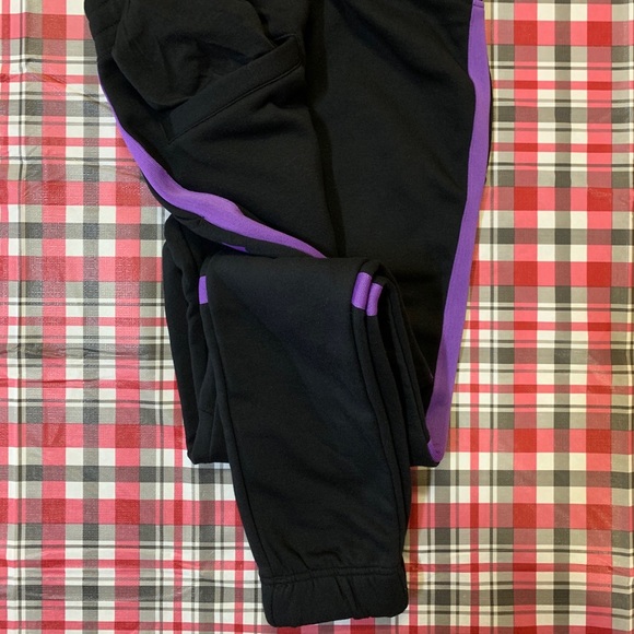 Jack And Jones Sweatpants - Picture 6 of 7